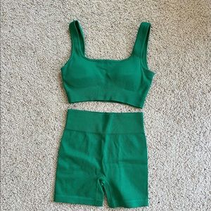 Emerald green workout set
